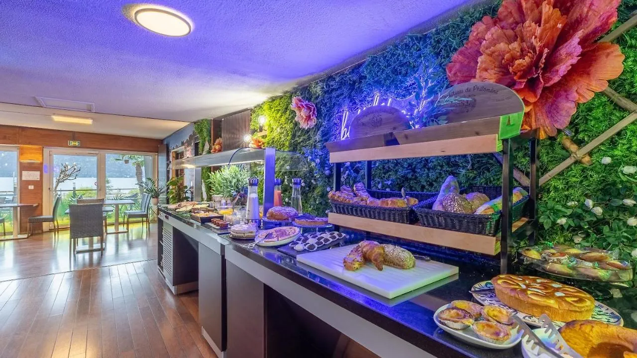 Hotel Du Poete Tresserve 3*,  فرنسا