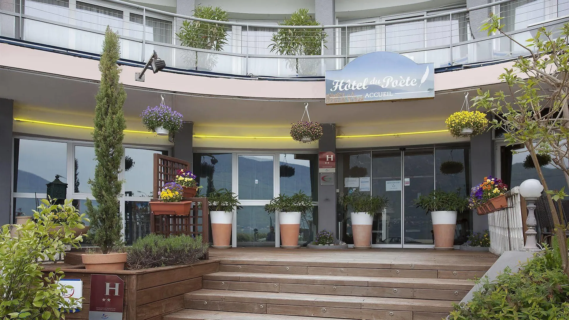 Hotel Du Poete Tresserve